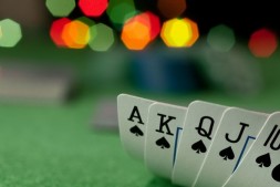 【美天棋牌】德州扑克和其他娱乐项目的不同之处