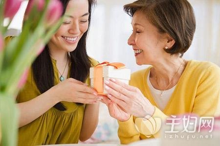 因为婆媳矛盾难以解决，导致妻子和丈夫之间持续冷战，应该怎么解决？