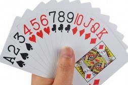 【美天棋牌】德州扑克由顶对和翻牌面对子构成的两对 – 2