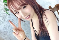 【美天棋牌】雅子里菜(雅子りな)出道作品番号及封面,雅子里菜个人简介【EV扑克官网】