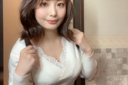 【美天棋牌】星明日菜出道作品番号及封面,星明日菜个人简介【EV扑克官网】