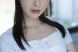 【美天棋牌】事务所删除资料、社群又做修改!曾经的戏剧女王又怎么了?【EV扑克官网】