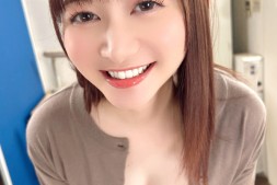 【美天棋牌】又是明星脸又很卖!但静河却被放生了?【EV扑克官网】