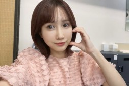 【美天棋牌】小岛南(小島みなみ)S1毕业作品番号及封面,小岛南个人简介【EV扑克官网】