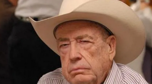 Doyle Brunson对谁是有史以来最有天赋的扑克美天棋牌牌手发表了自己的看法