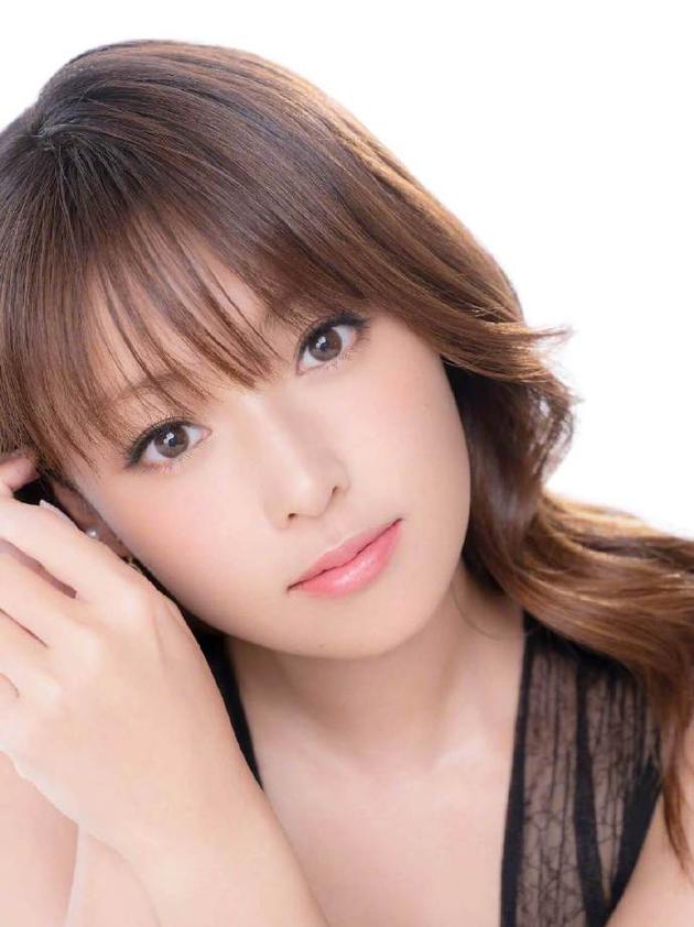 深田恭子被诊断患适应障碍症 宣布将暂停演艺活动