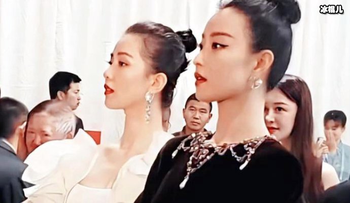 国民气质女神一套休闲时尚穿搭现身，好久不见的诗诗还是那么美丽！