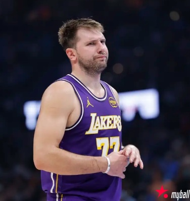 大发体育-东契奇遭死亡缠绕低产低效 湖人是否开始想念老詹,大发助力你的致富之路!【EV扑克官网】 大发体育-东契奇遭死亡缠绕低产低效 湖人是否开始想念老詹,大发助力你的致富之路!【EV扑克官网】