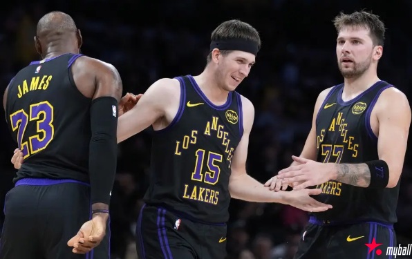 大发体育-詹姆斯首秀11+12东契奇37+10 湖人5人上双逆转爵士,大发助力你的致富之路!【EV扑克官网】 大发体育-詹姆斯首秀11+12东契奇37+10 湖人5人上双逆转爵士,大发助力你的致富之路!【EV扑克官网】