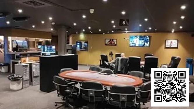 【EV扑克】深夜牌局变“战场”!瑞典特警荷枪实弹突袭扑克比赛,线下扑克彻底凉凉?【EV扑克官网】 【EV扑克】深夜牌局变“战场”!瑞典特警荷枪实弹突袭扑克比赛,线下扑克彻底凉凉?【EV扑克官网】