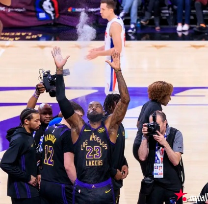 大发体育-湖人这一年以大崩盘收尾，大发助力你的致富之路！【EV扑克官网】