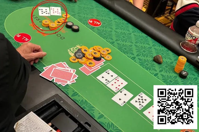 【EV扑克】气炸了！两次拿AA都被同一个人逆转【EV扑克官网】