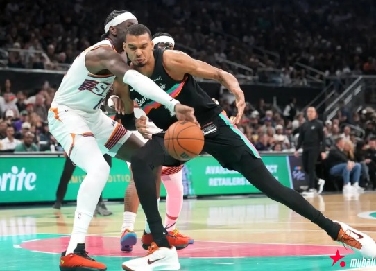 迈博体育 文班亚马17+11卡斯尔20分 马刺擒太阳7连胜【EV扑克官网】