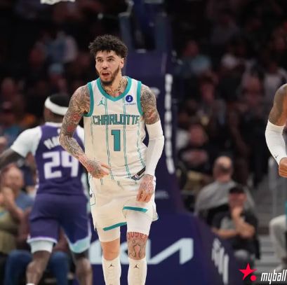 迈博体育 三球20+6+8科比怀特27分 黄蜂擒国王4连胜【EV扑克官网】