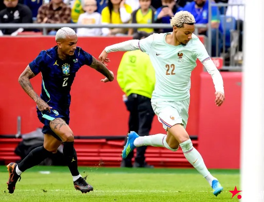 大发体育-法国2-1力克巴西：四大攻击手初现世界杯雏形，5.3亿锋线震撼足坛，大发助力你的致富之路！【EV扑克官网】