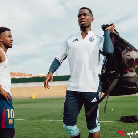 博格巴身穿阿根廷球衣训练引热议:与法蒂同框现身巴萨基地,大发体育助力你的致富之路!【EV扑克官网】 博格巴身穿阿根廷球衣训练引热议:与法蒂同框现身巴萨基地,大发体育助力你的致富之路!【EV扑克官网】