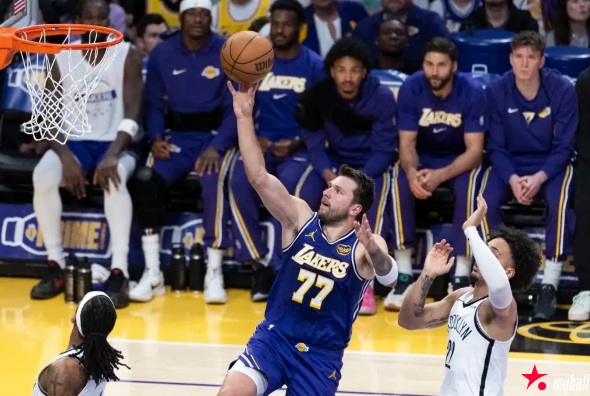 西部大乱斗进入终章：头名争夺+抢三混战+附加赛暗战全面升级，大发体育助力你的致富之路！【EV扑克官网】