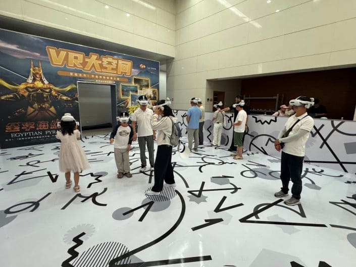 混合现实（MR）+全息投影：沉浸式百家乐将如何改变未来互动娱乐体验？【EV扑克官网】