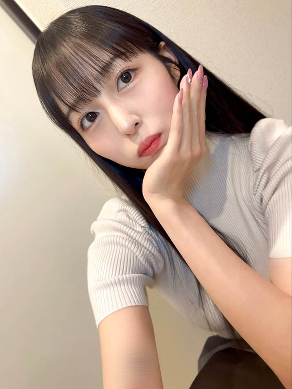 【美天棋牌】本城花(SQTE-684) 想被大棒狂顶的「正妹偶像女优」，还展现超高超口技…